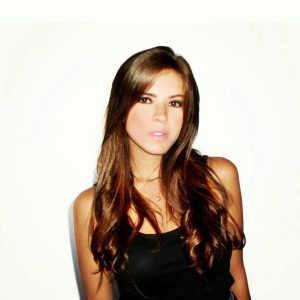 Louna - rencontre-Ronde-Courbevoie